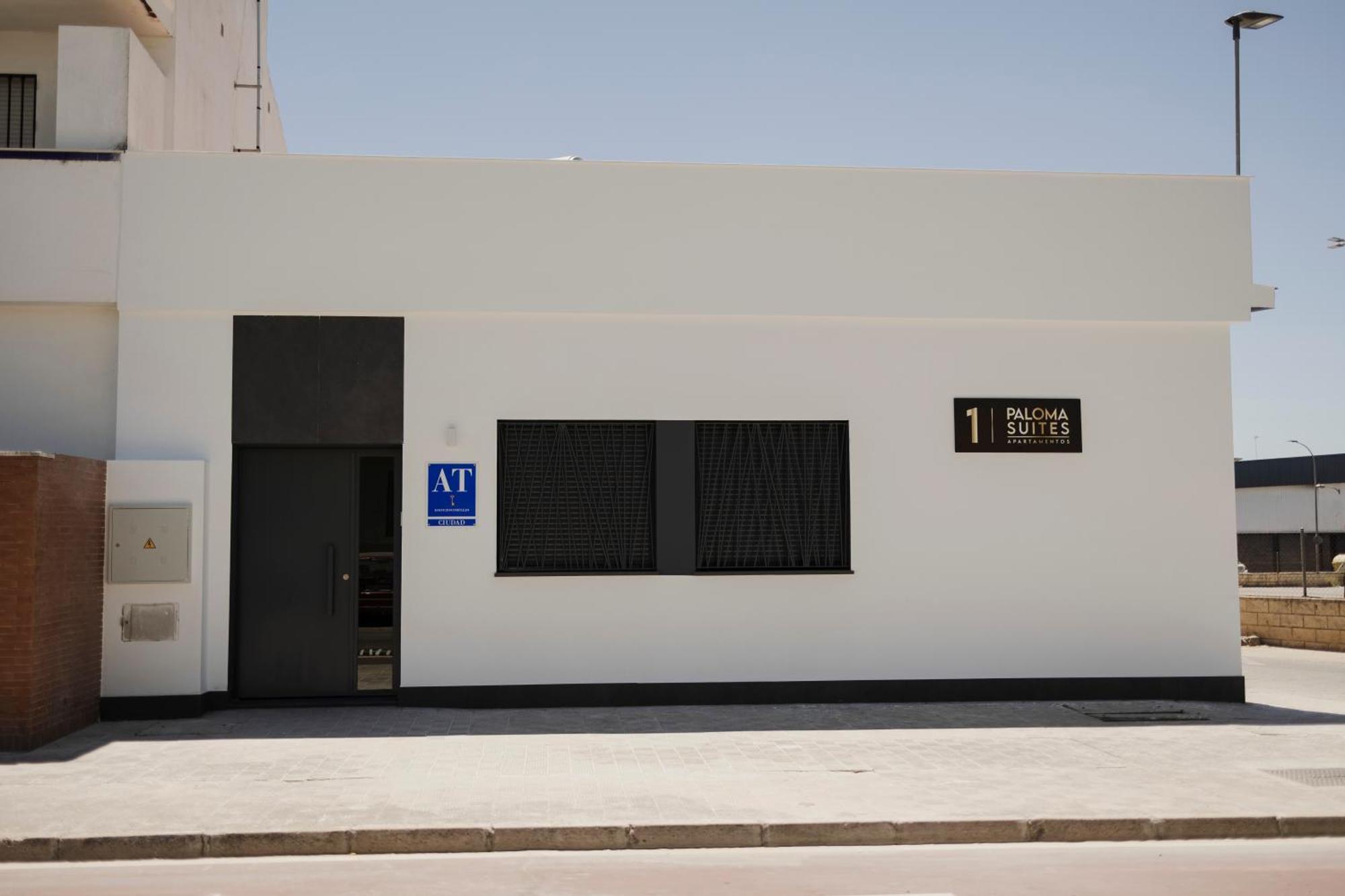 Paloma Suites Utrera Eksteriør billede