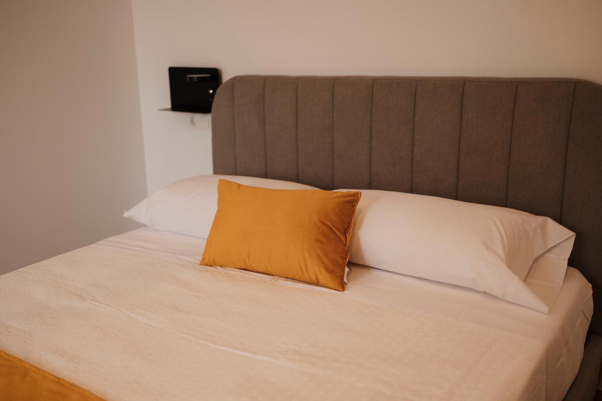 Paloma Suites Utrera Eksteriør billede